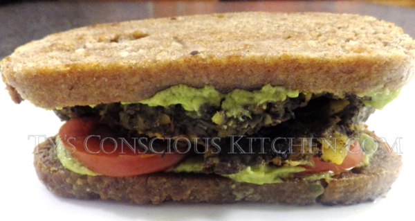 Read more about the article Alkaline Electric Mushroom Chickpea Burgers