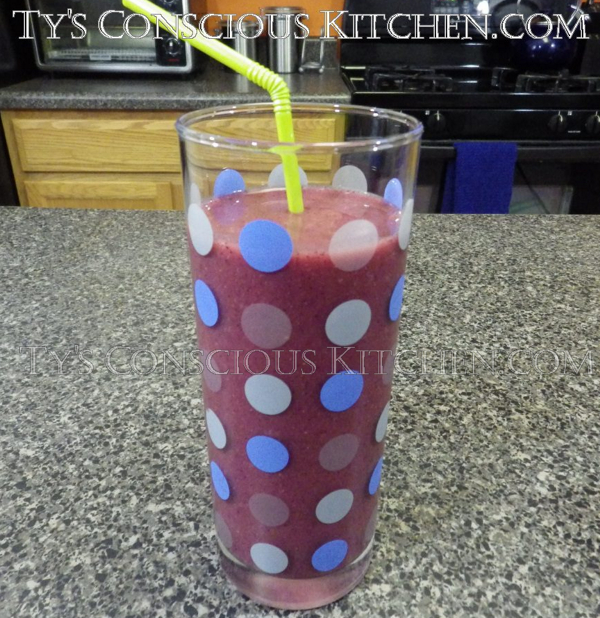 Read more about the article Alkaline Electric Peach Berry Smoothie